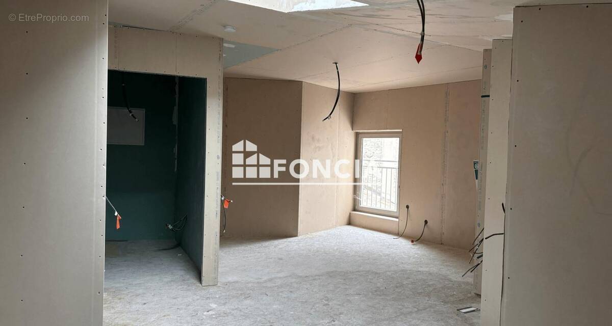 Appartement à TOURNON-SUR-RHONE