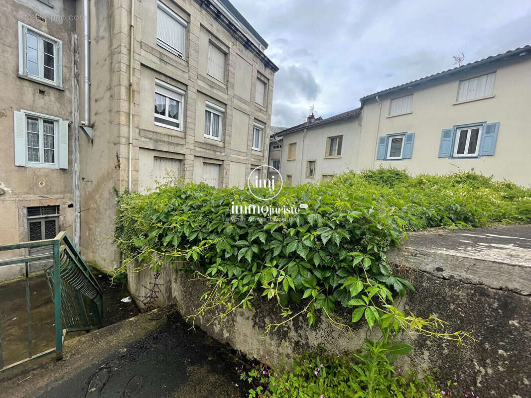 Appartement à SAINT-JUNIEN