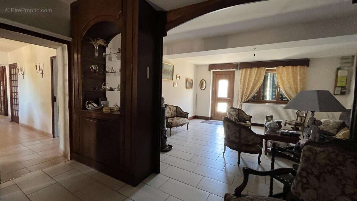Maison à DRACY-SAINT-LOUP