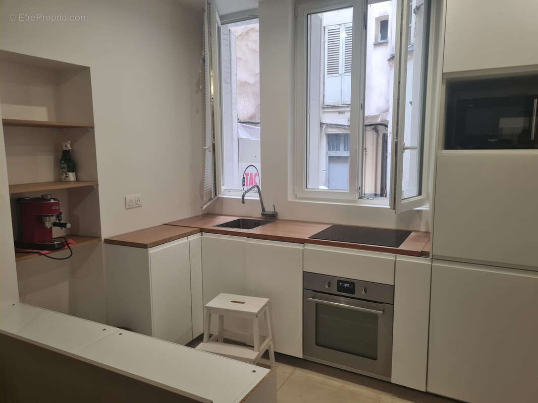 Appartement à PARIS-18E