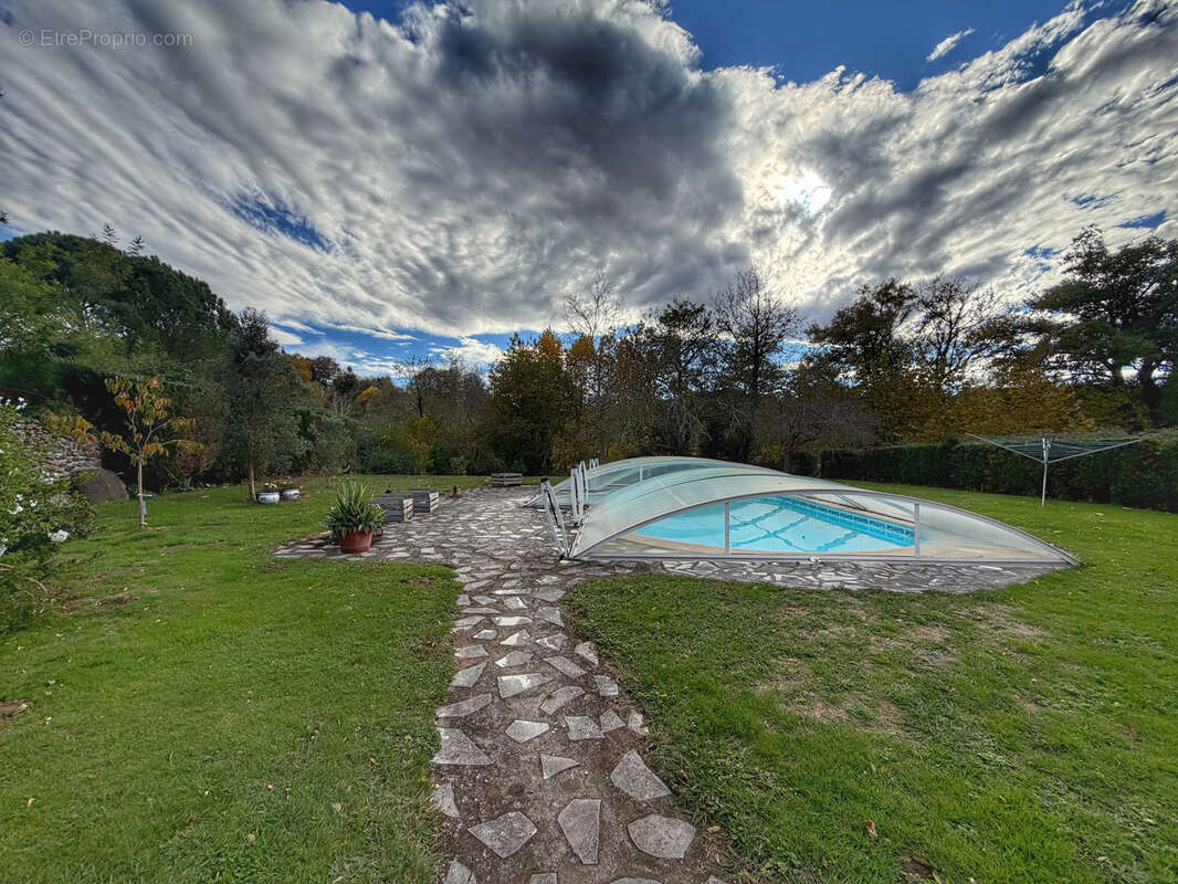 Maison à SAINT-JEAN-PIED-DE-PORT