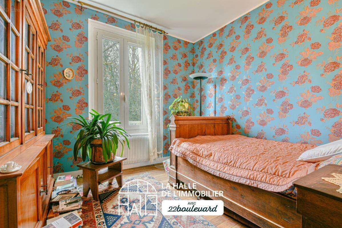 Maison à BONNAC-LA-COTE