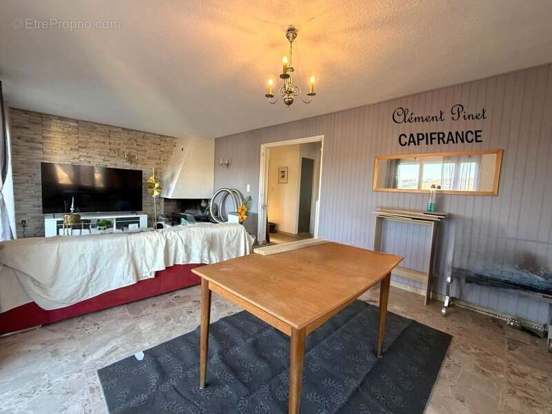 Maison avec fort potentiel à Gap Sud – 156 m², jardin, garage et vue dégagée - photo 13