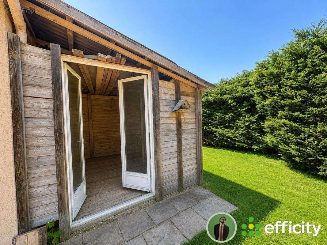 Maison 139 m² à Condeissiat  - photo 19
