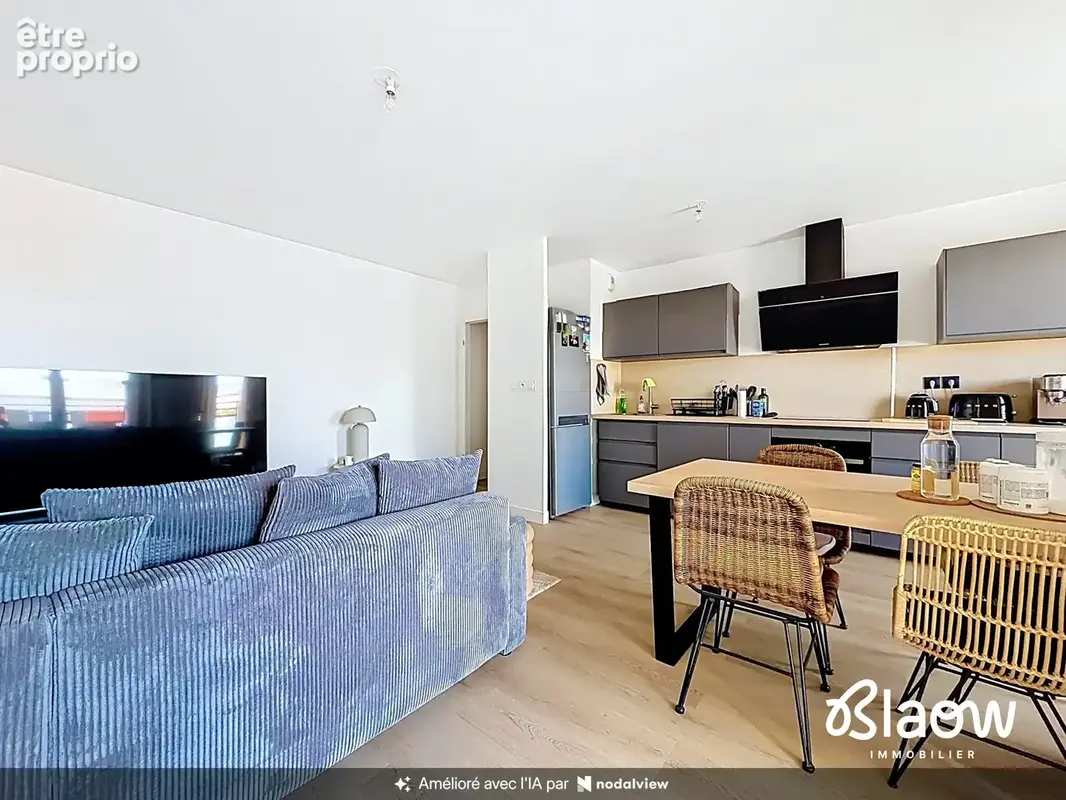 Appartement 3 pièces 61 m² à vendre à Meyzieu (69330) - photo 2