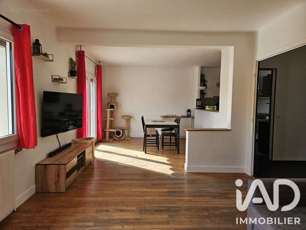 Maison 131 m² à Abondant  - photo 4