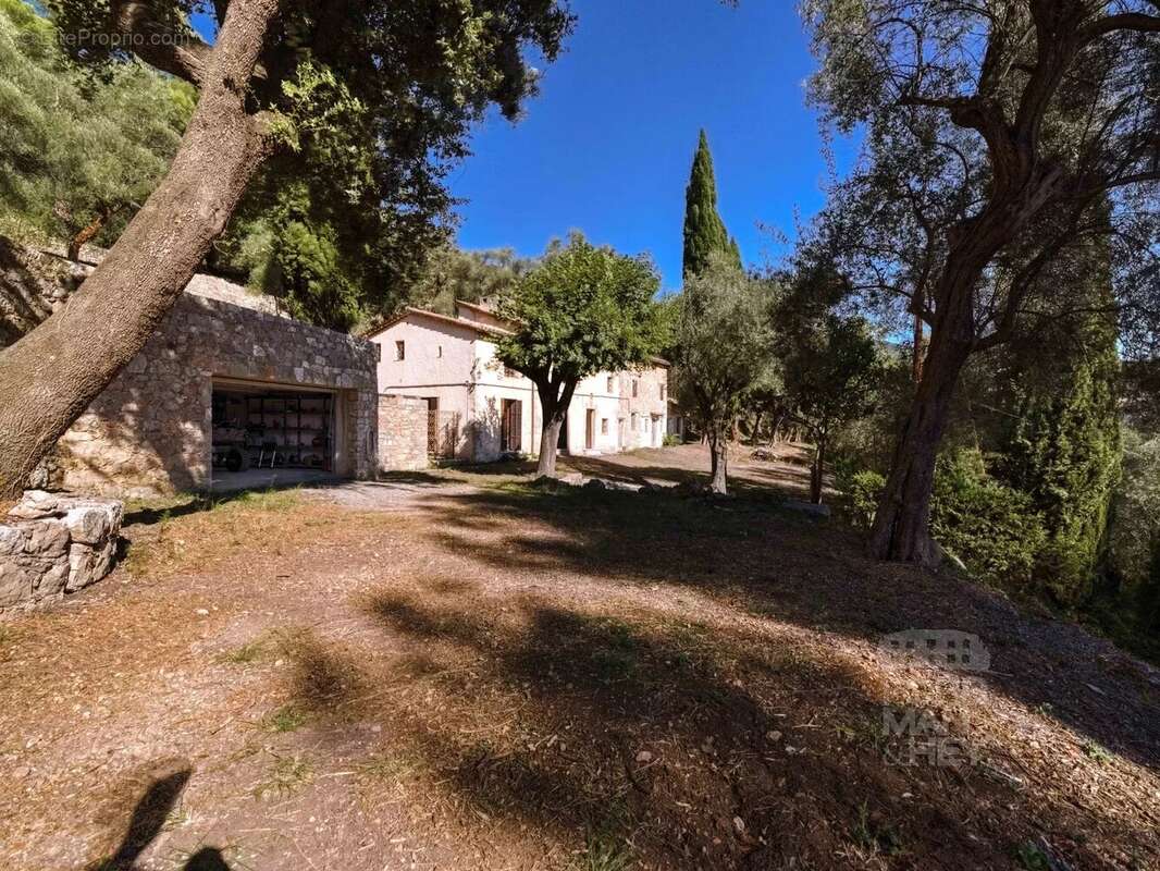 Maison à GRASSE