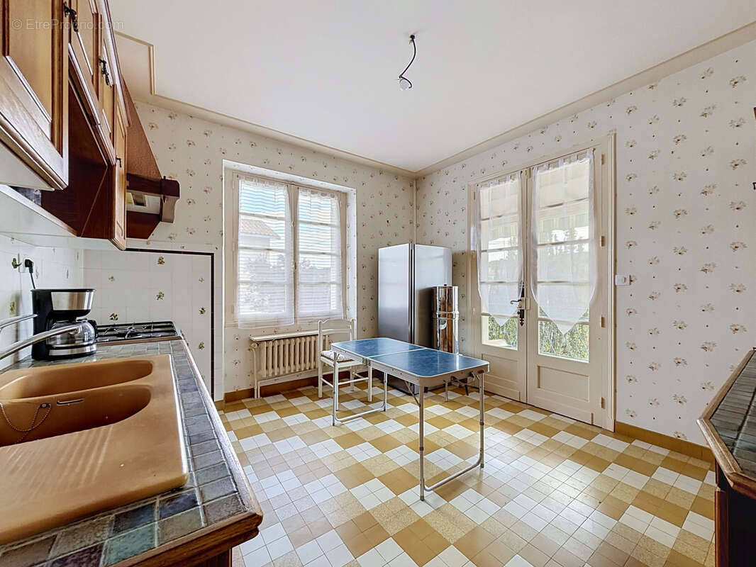 Maison à L'ISLE-D'ESPAGNAC