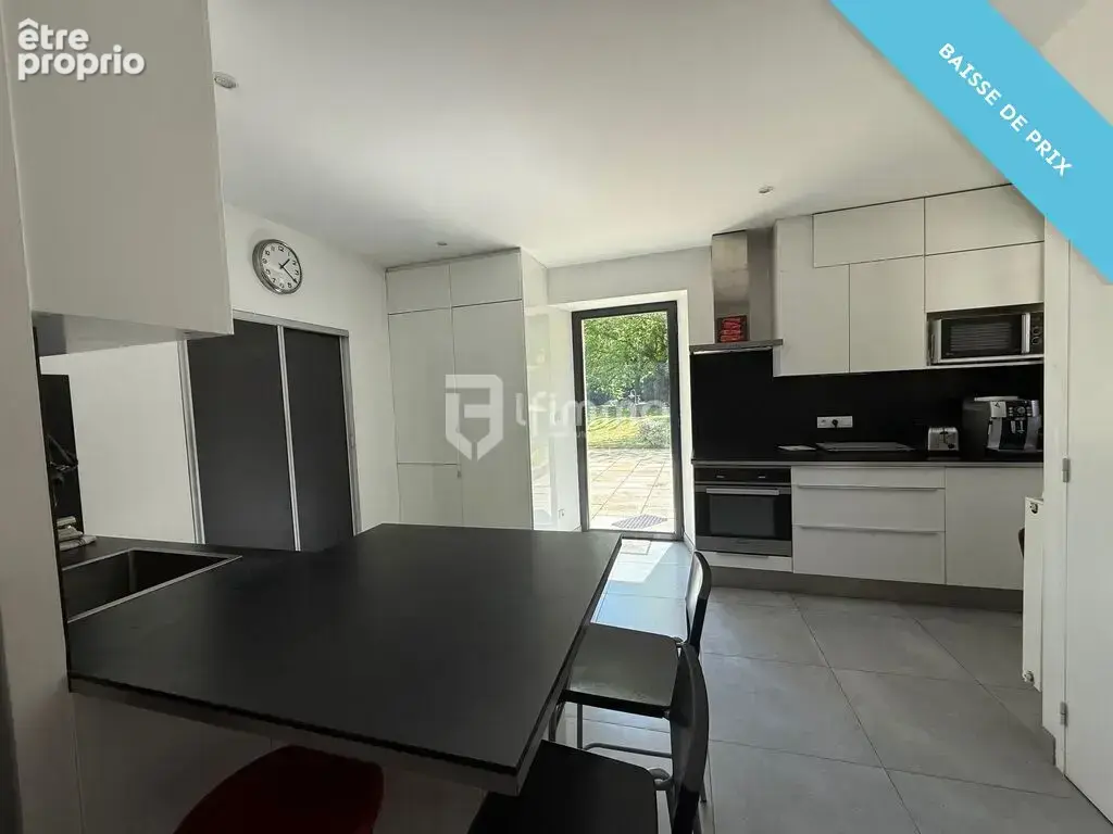 Propriété 320 m2 - parc 2 hectares - piscine - dépendance - photo 10