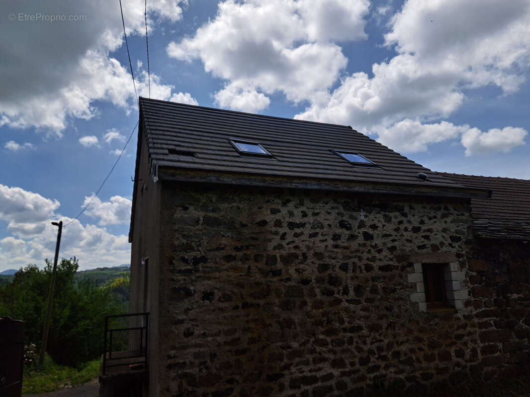 Maison en pierre en partie rénovée et petite bergerie - photo 19