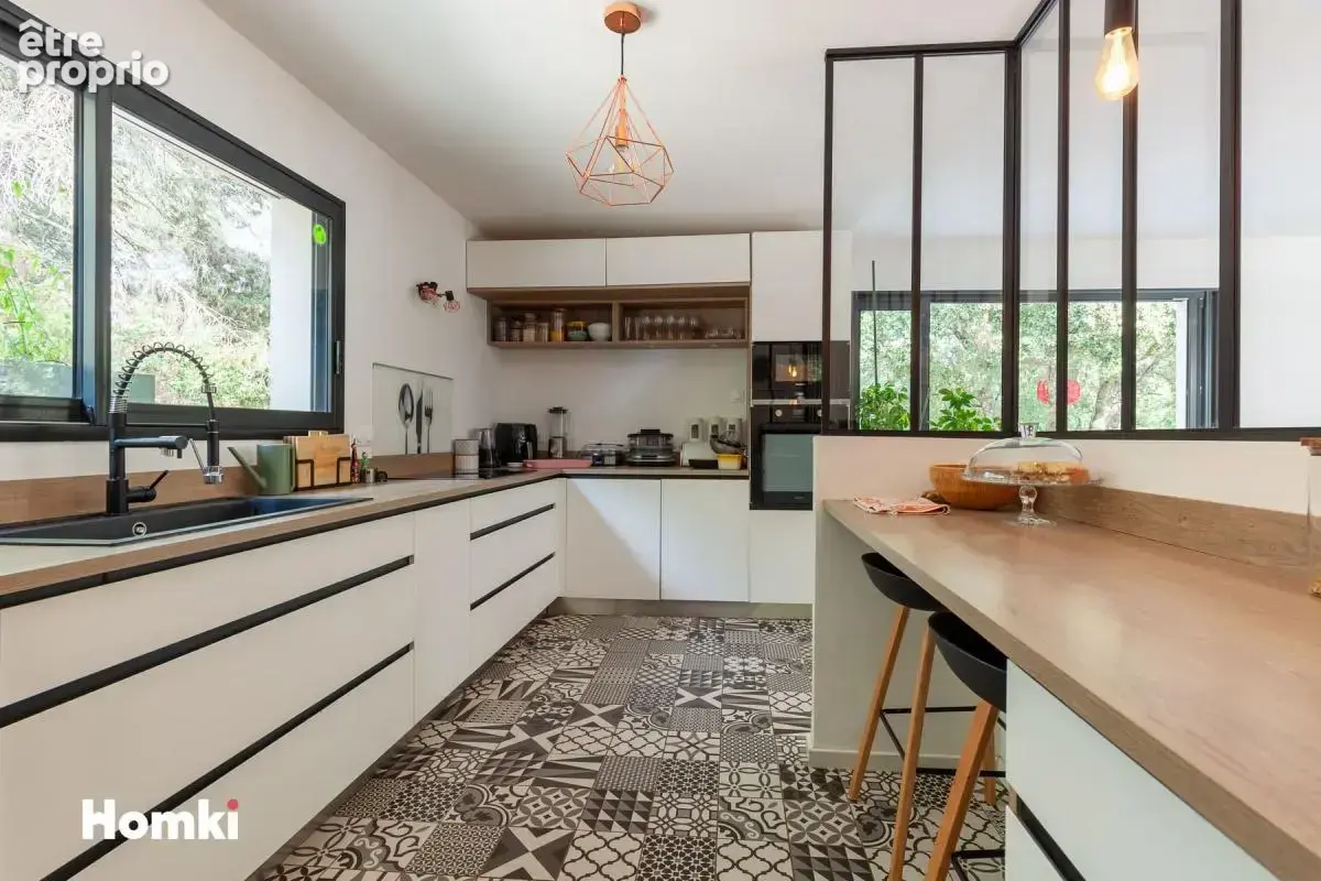 Maison/Villa T4 de 117 m² à Saint-Maximin-la-Sainte-Baume 83470 - photo 4