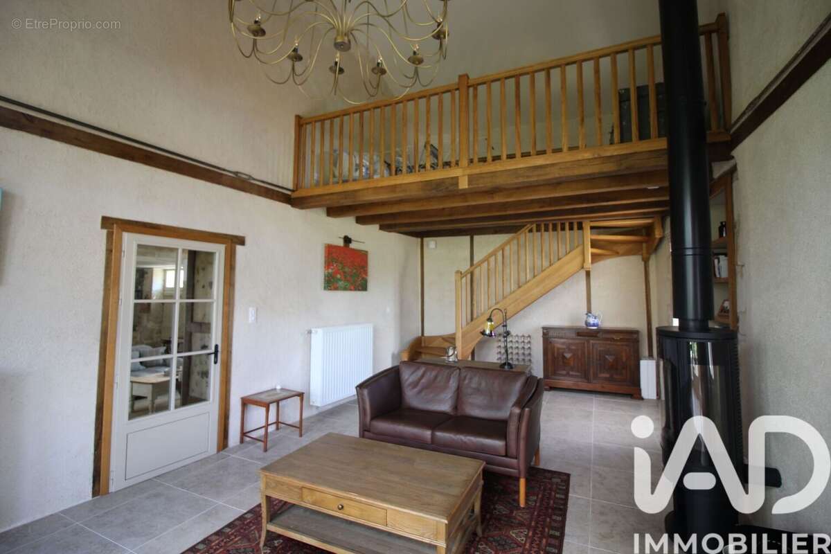 Photo 8 - Maison à SAVIGNE