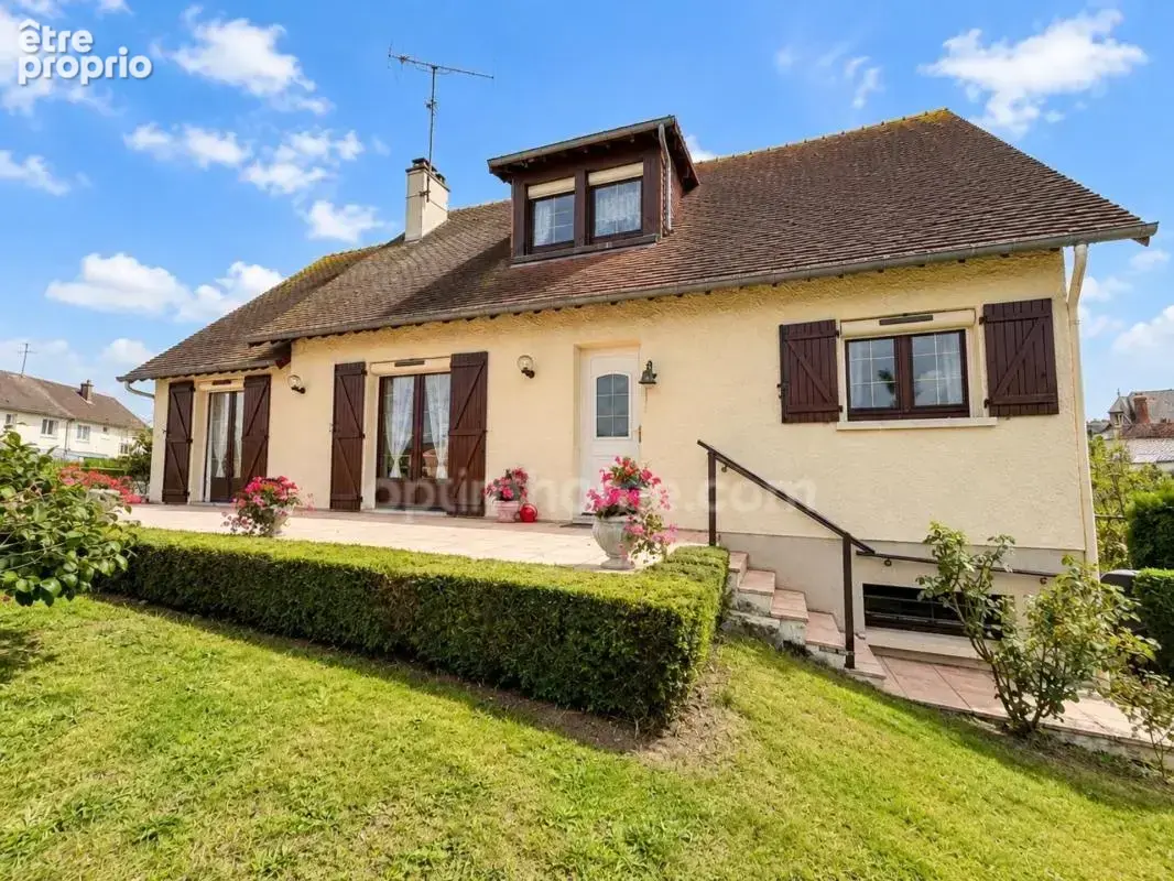 Maison de 6 pièces avec 4 chambres, double salon et sous-sol complet – Livarot Pays d’Auge (14140) - photo 2