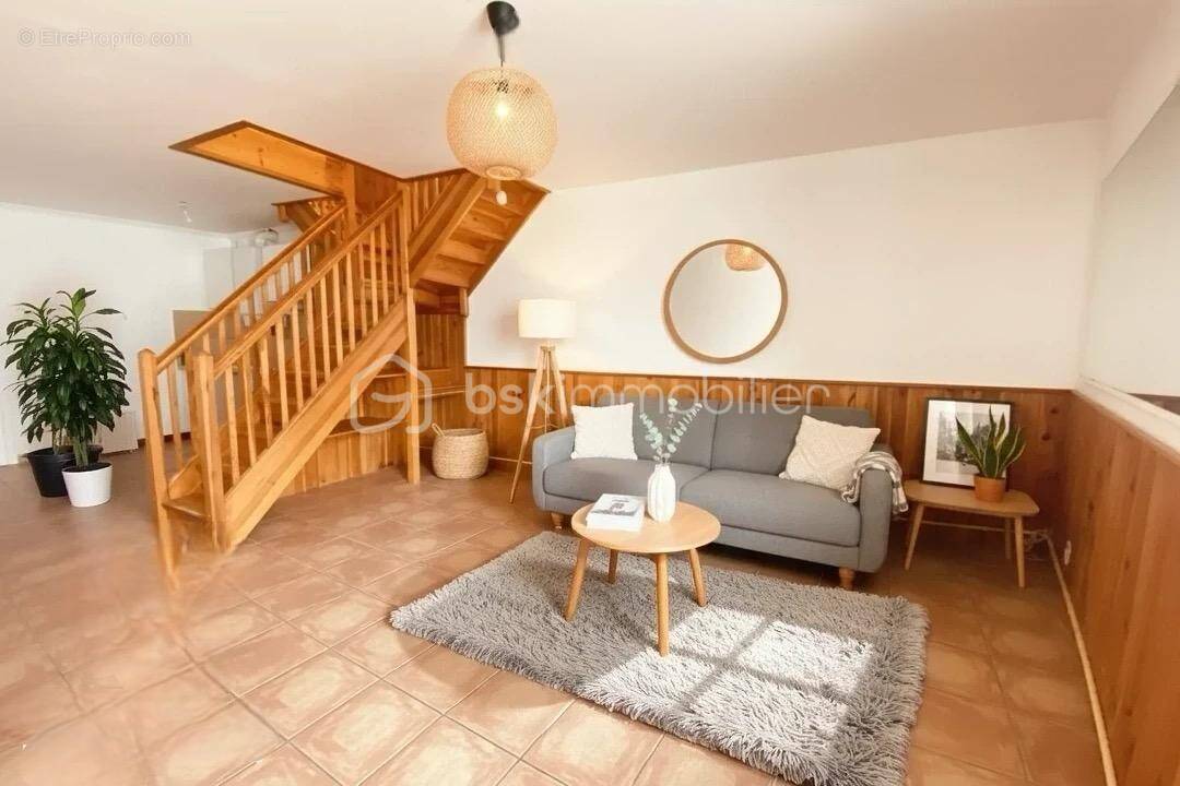 Appartement à LA BOISSE