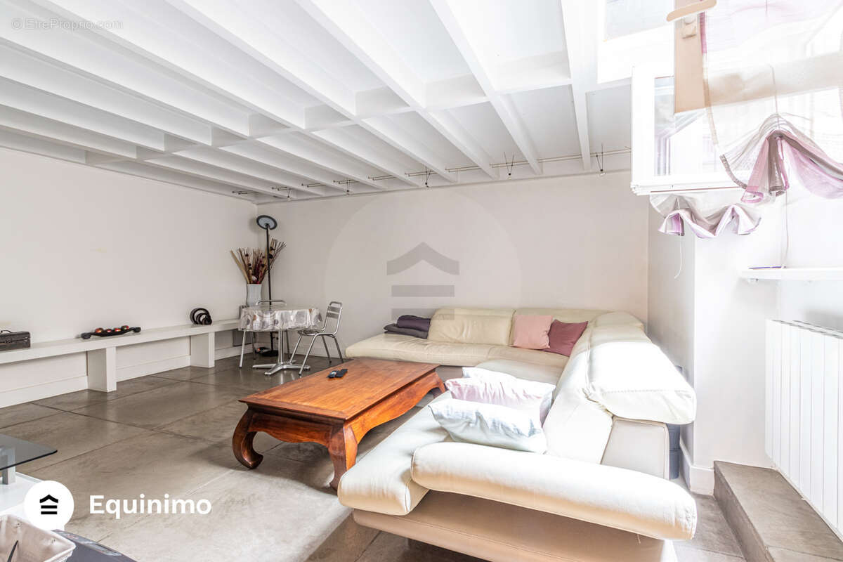 Appartement à PARIS-9E