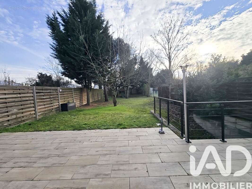 Maison 121 m² à Les Mureaux  - photo 5