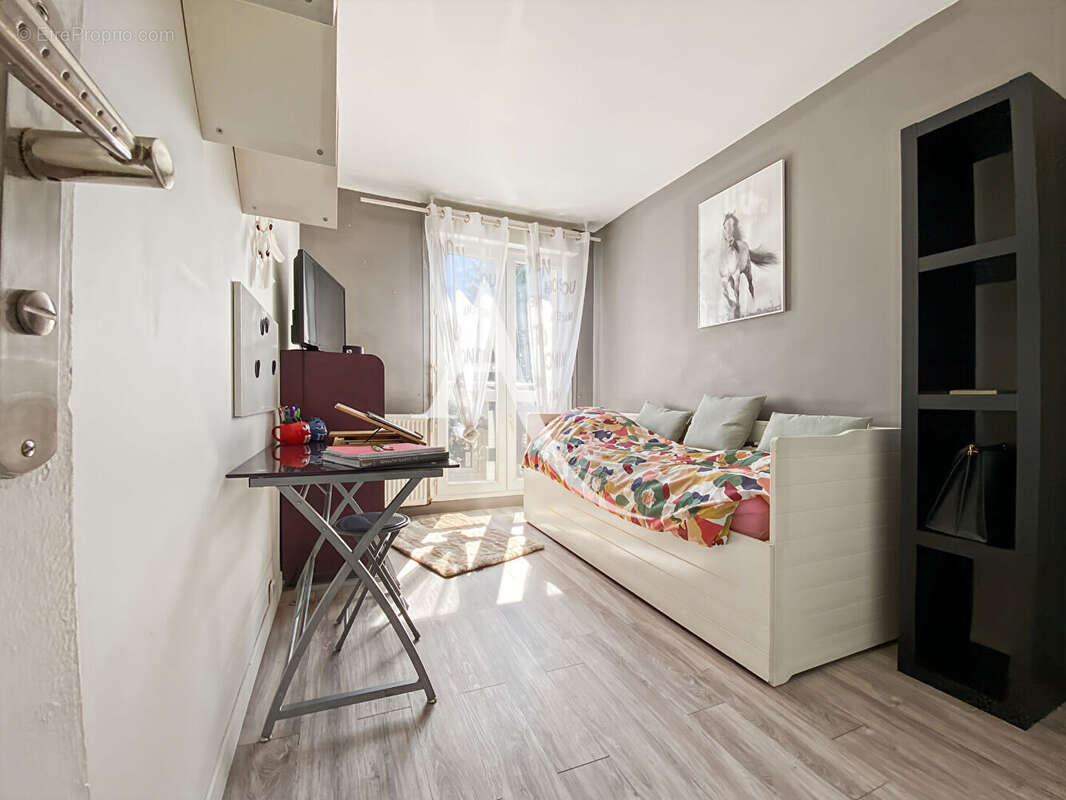 Appartement Bois d'Arcy 4 pièces 3 chambres. - photo 7