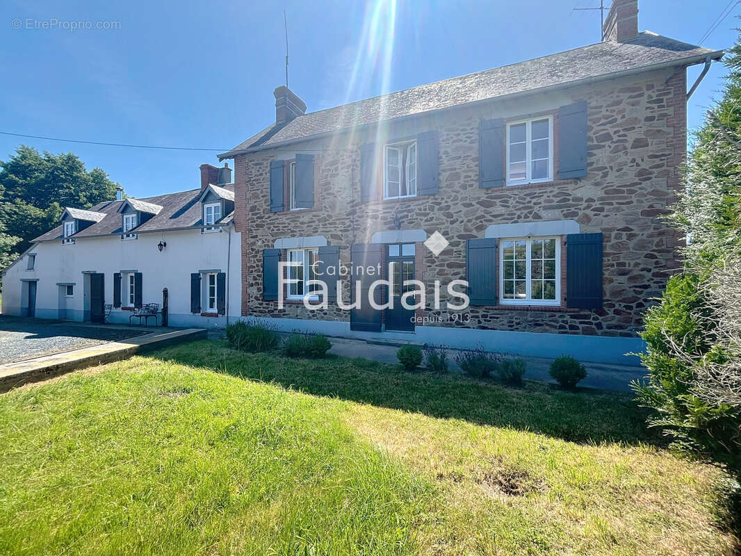 Maison à MOON-SUR-ELLE
