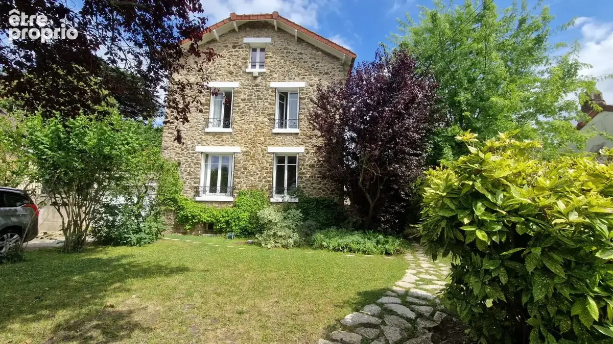 Maison à SAINT-GRATIEN