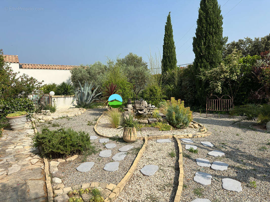 Maison à CAROMB