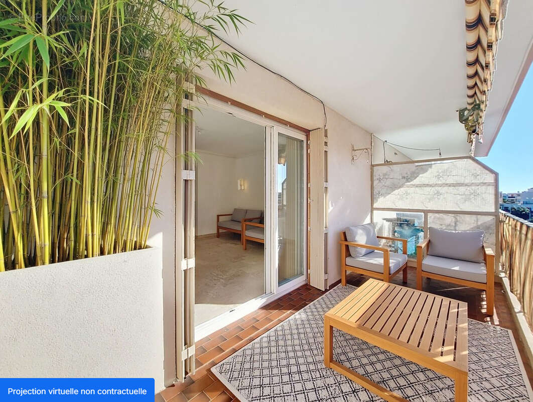 Appartement à SANARY-SUR-MER