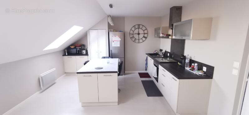 Appartement à EPERNON
