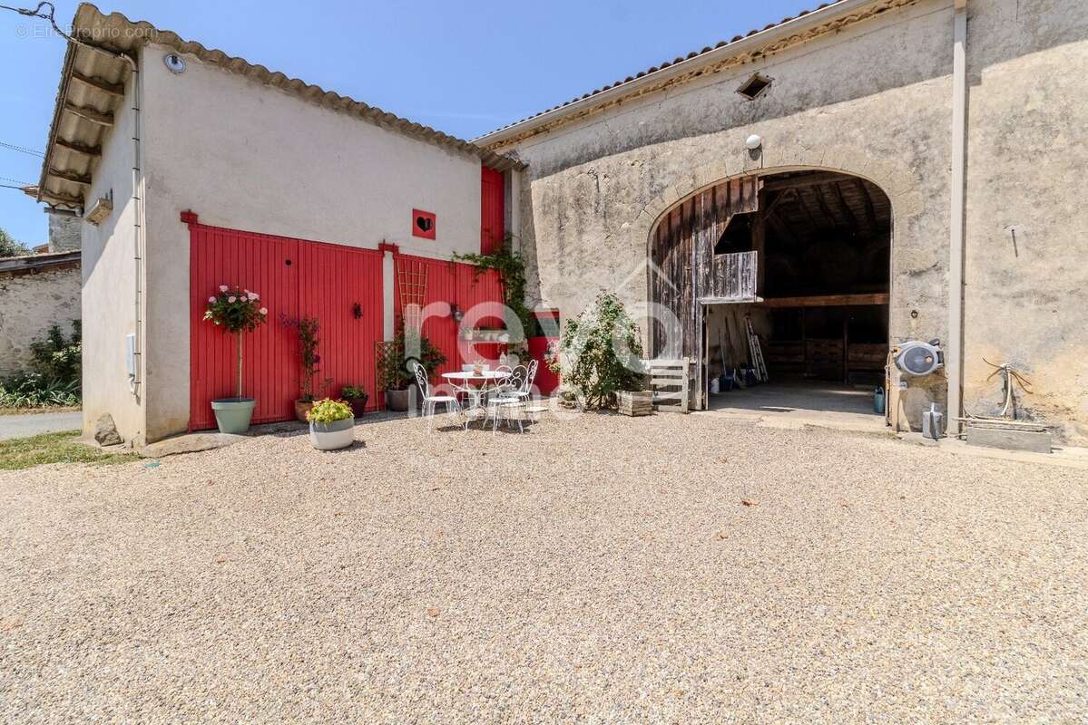 Maison à SAUVETERRE-DE-GUYENNE