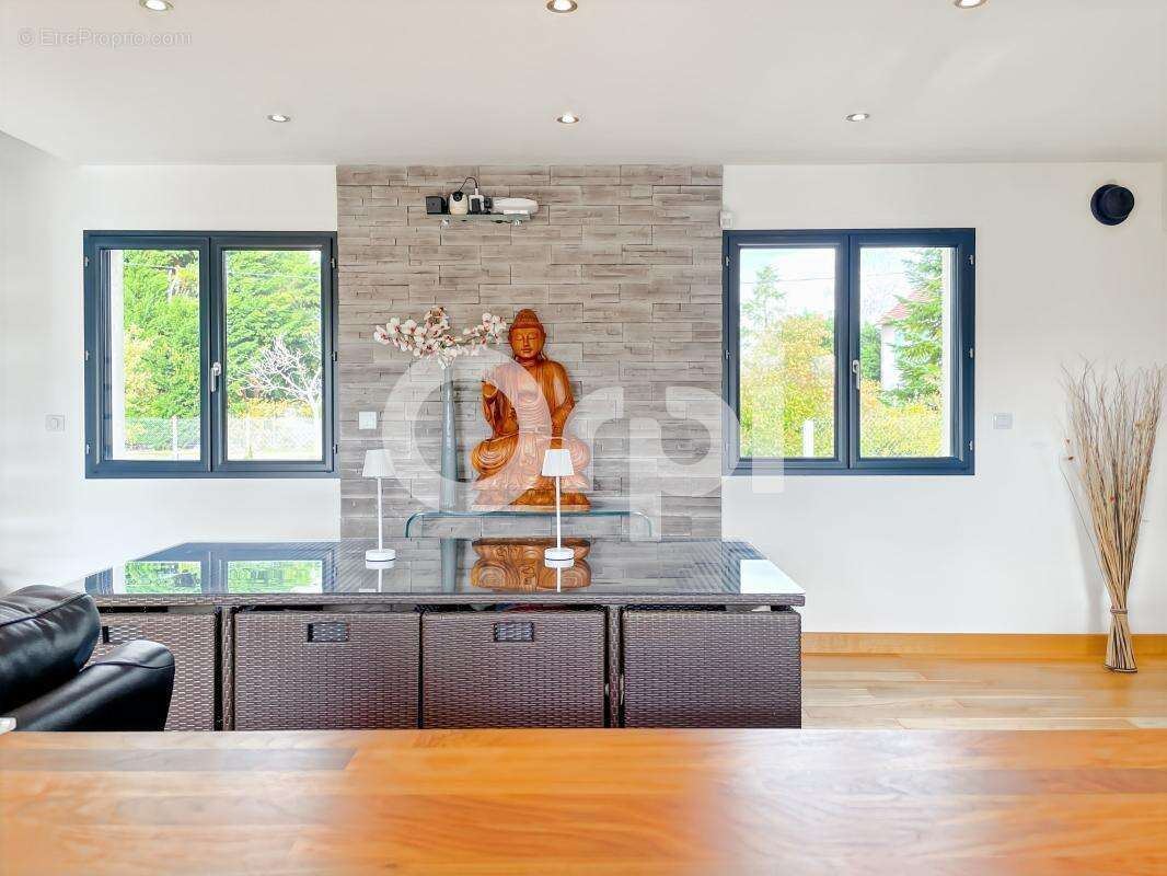 Maison à PACY-SUR-EURE