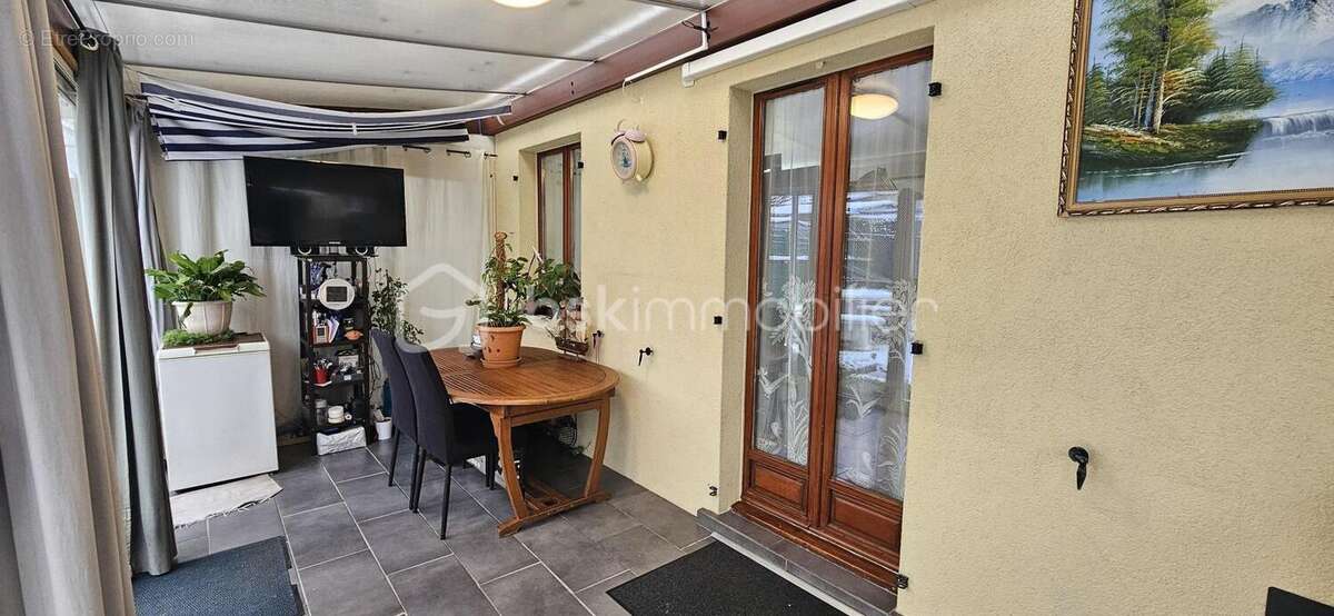 Maison de 2000 dans quartier calme et familliale - photo 3