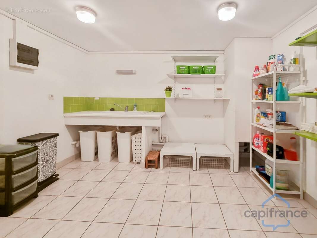 MAISON de 222m² ou double habitation - PISCINE - Terrain arboré de 830m² sans vis-à-vis - CASTRIES (34) - photo 23