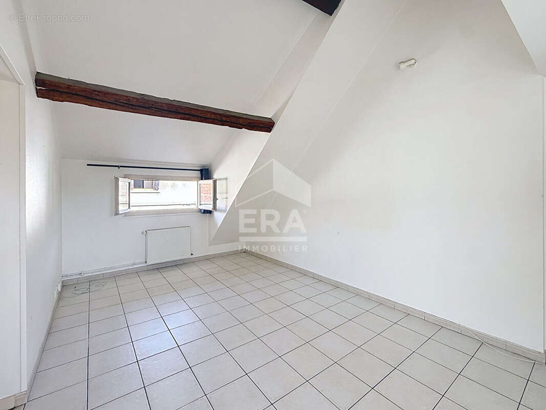 Appartement à ETRECHY