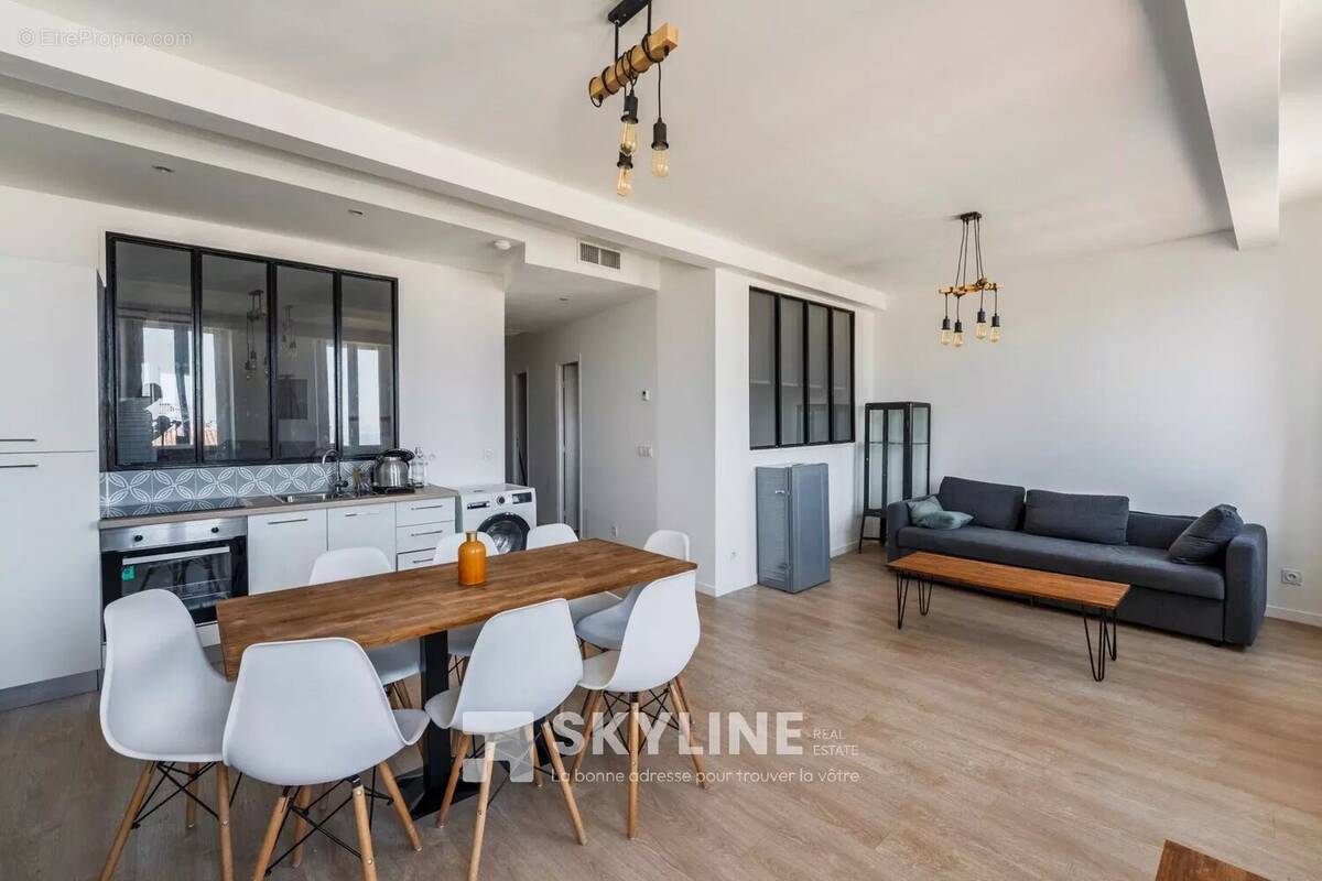 Appartement à MARSEILLE-7E