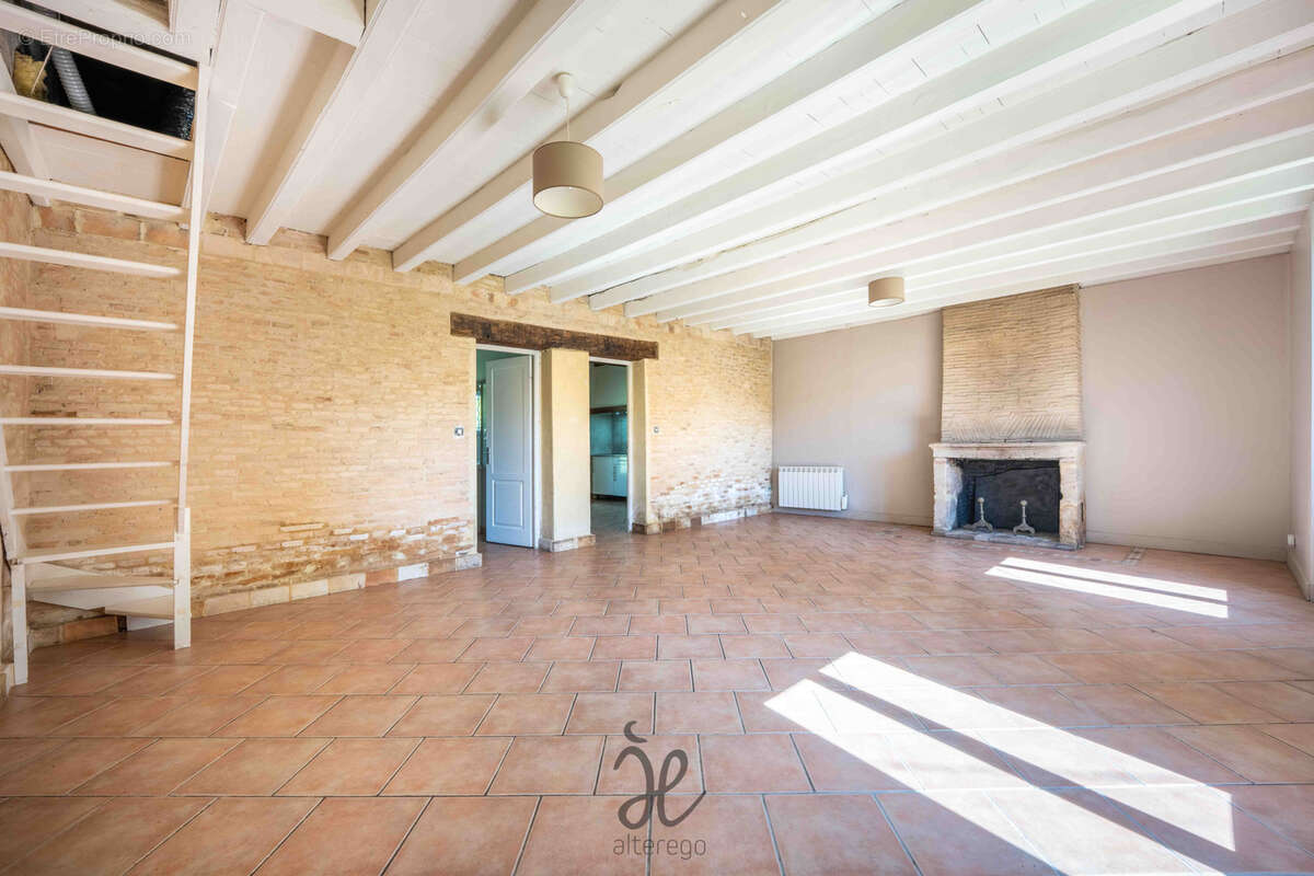 Maison à HOSTENS