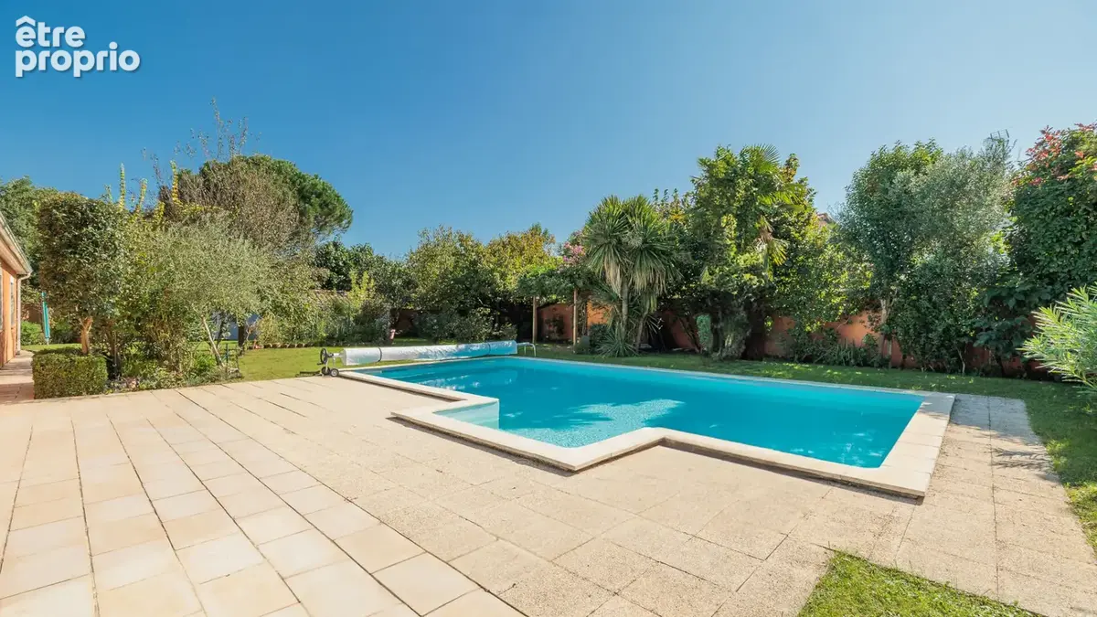Villa Villeneuve-Tolosane 5 pièces 195 m² avec piscine et grande parcelle arborée - photo 3