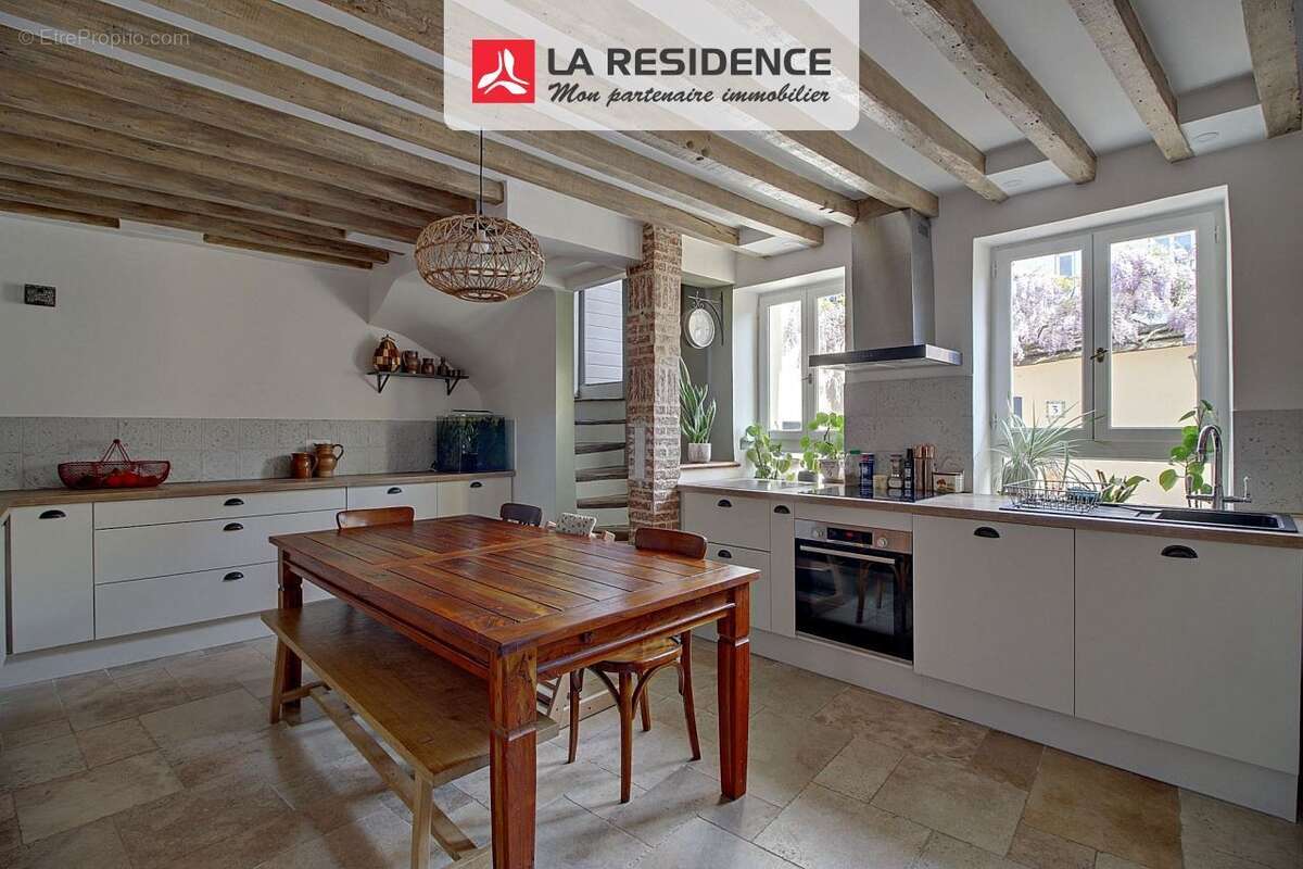 Maison 151 m² à Chambourcy  - photo 4