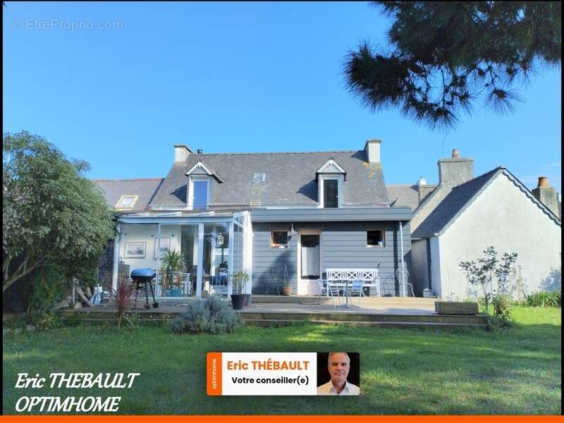 Maison à LOCQUIREC