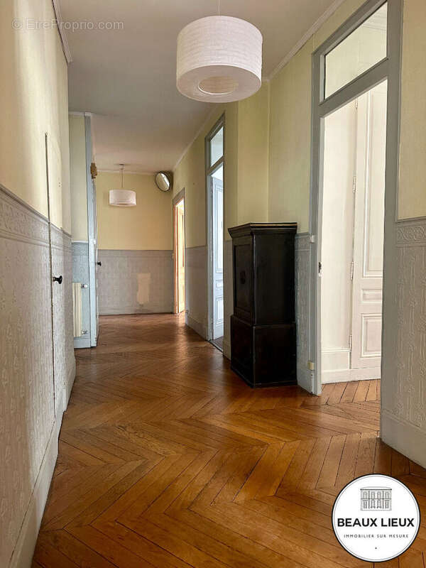 Appartement à LYON-6E
