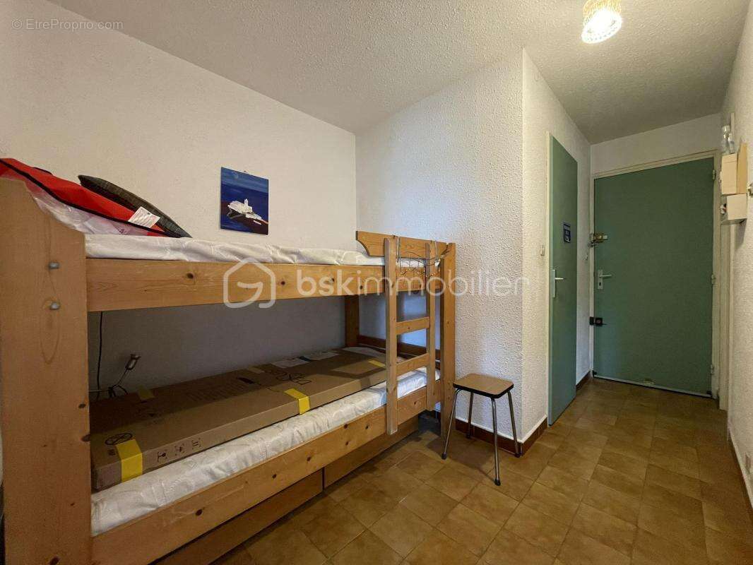 Port camargue – plage sud – p2 cabine avec parking et cellier - photo 9
