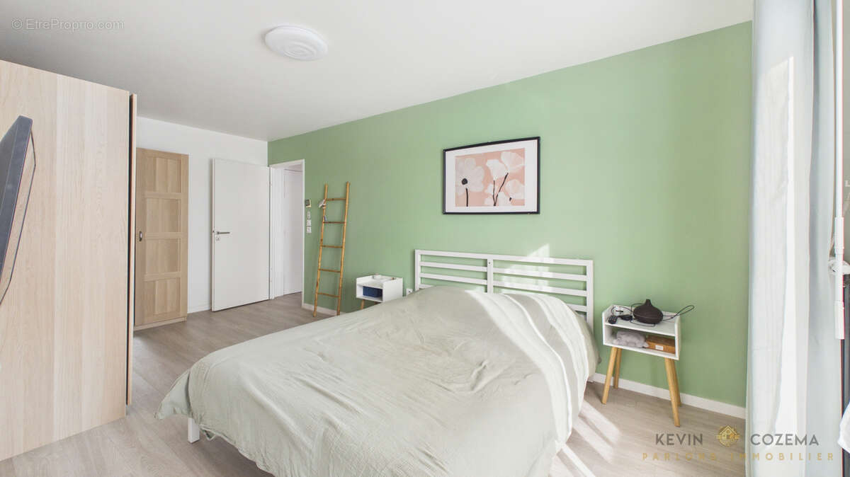 Beau 4 pièces familial de 83 m2 (103 m2 au sol) avec balcons et 2 place de parkings ! - photo 9