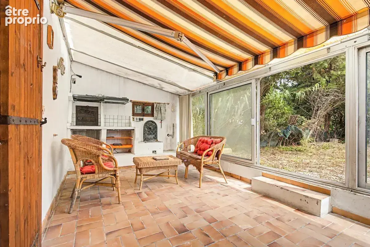 Maison de 10 pièces de 171 m² à Arles - photo 15