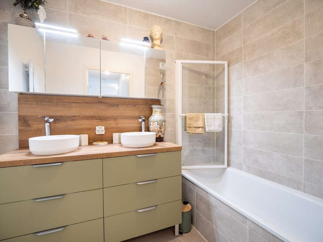 Appartement à FETERNES