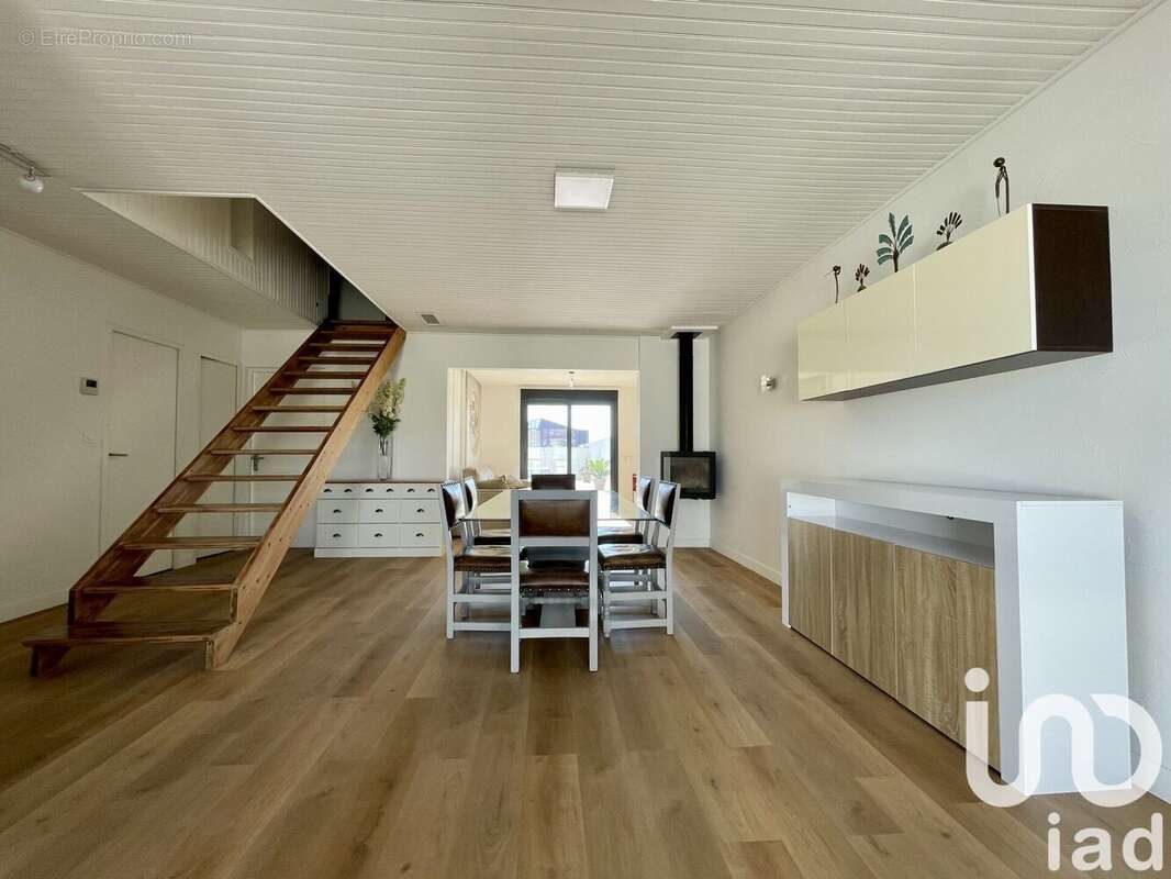 Photo 6 - Maison à LE CRES