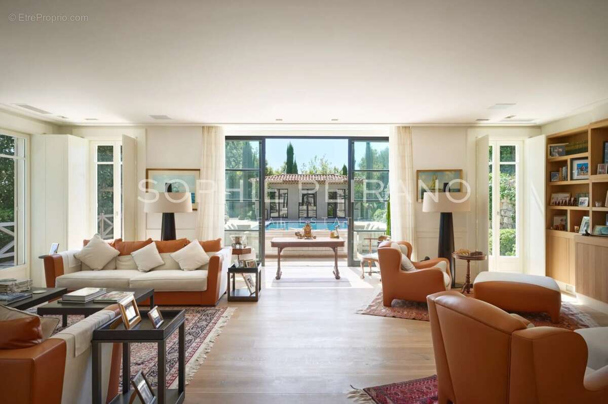 Mougins - bastide avec maison d’invités à quelques pas du village - photo 4