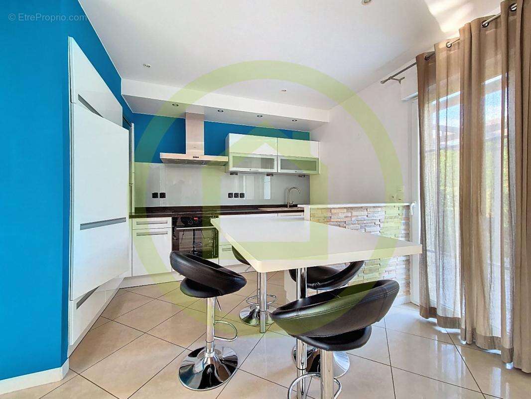 Maison à COSNES-ET-ROMAIN