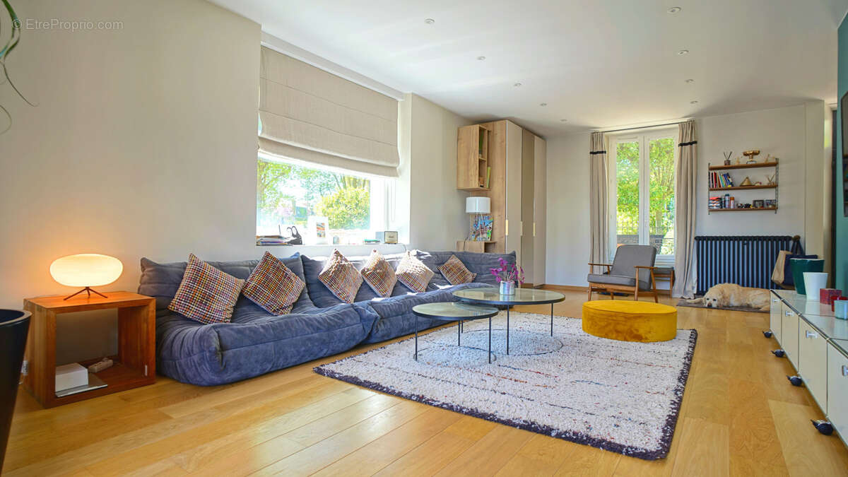 Maison à FONTAINEBLEAU