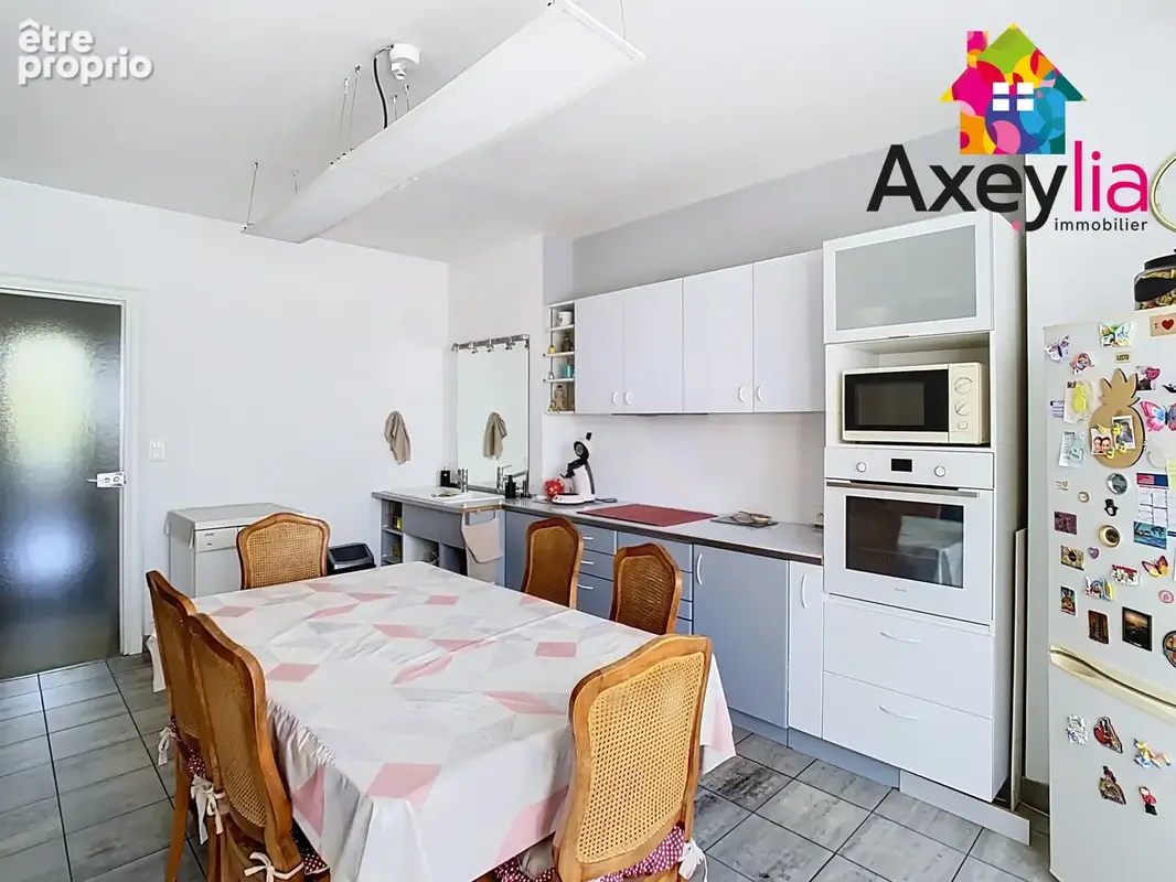 A vendre- roanne - appartement  3 chambres- - photo 2