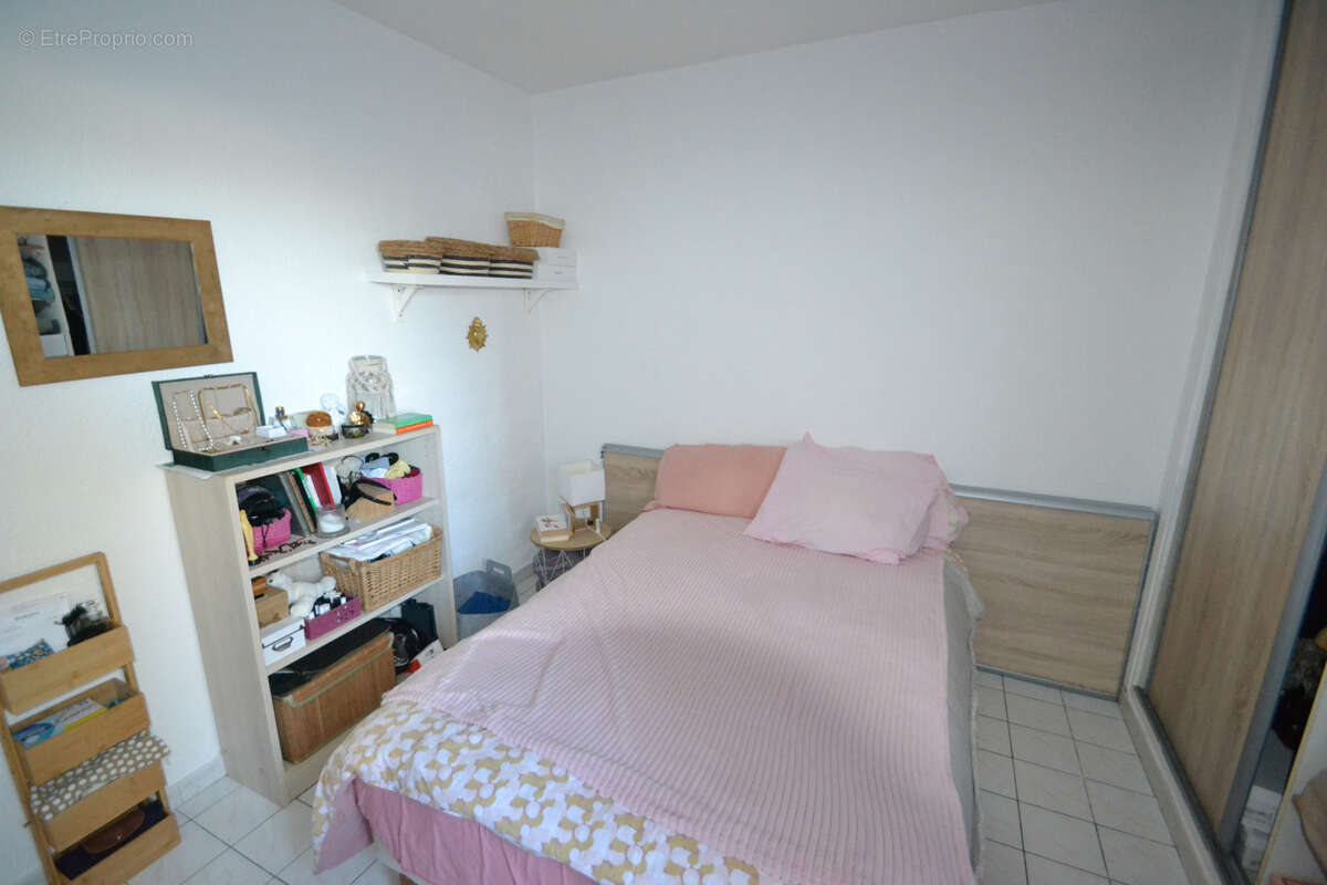 Appartement à VALLAURIS