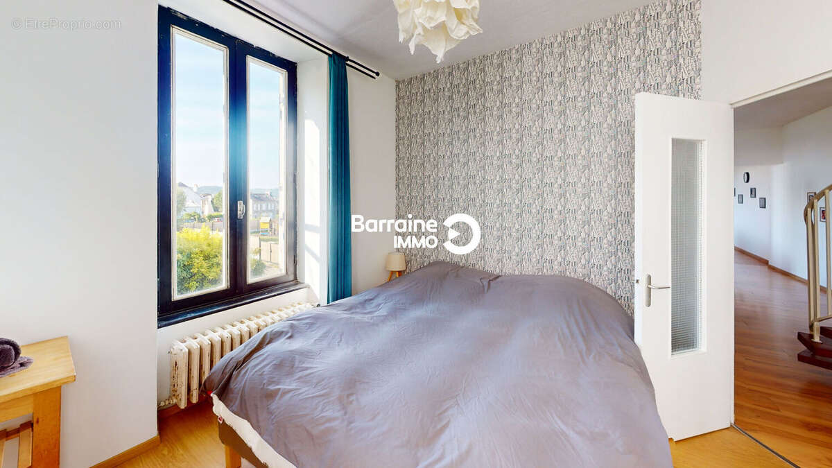 Appartement à LE RELECQ-KERHUON