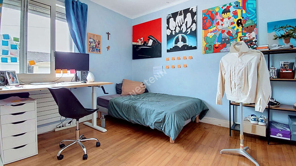 EXCLUSIVITÉ / NANTES - PROCÉ / Maison 206m² 9 pièces 5 chambres, deux garages, jardin 400m² exposé  OUEST - photo 17