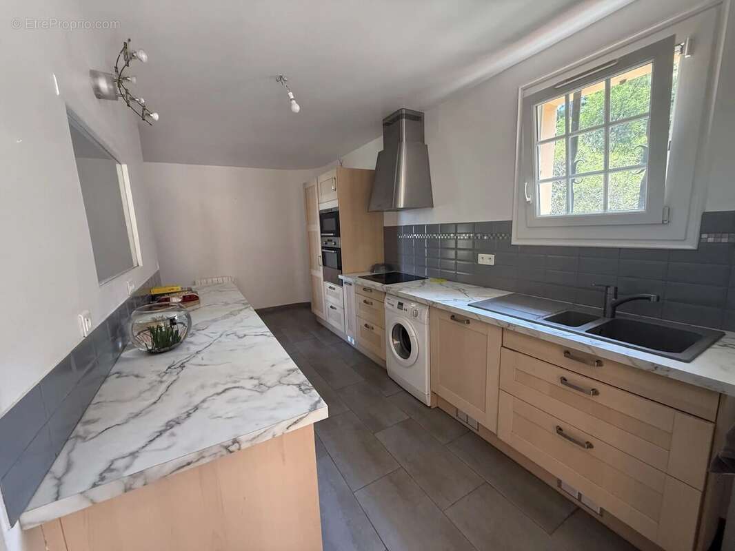 Appartement T3, vue mer, Cavalaire - photo 7